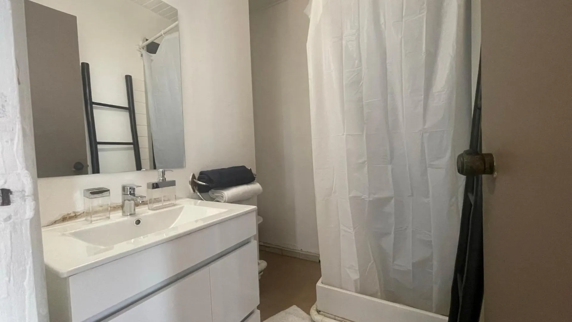 Penthouse Seaside 10 Min Port, Croisiere Et Aeroport Apartment Pointe-a-Pitre  0*, Pointe-a-Pitre (Grande-Terre)