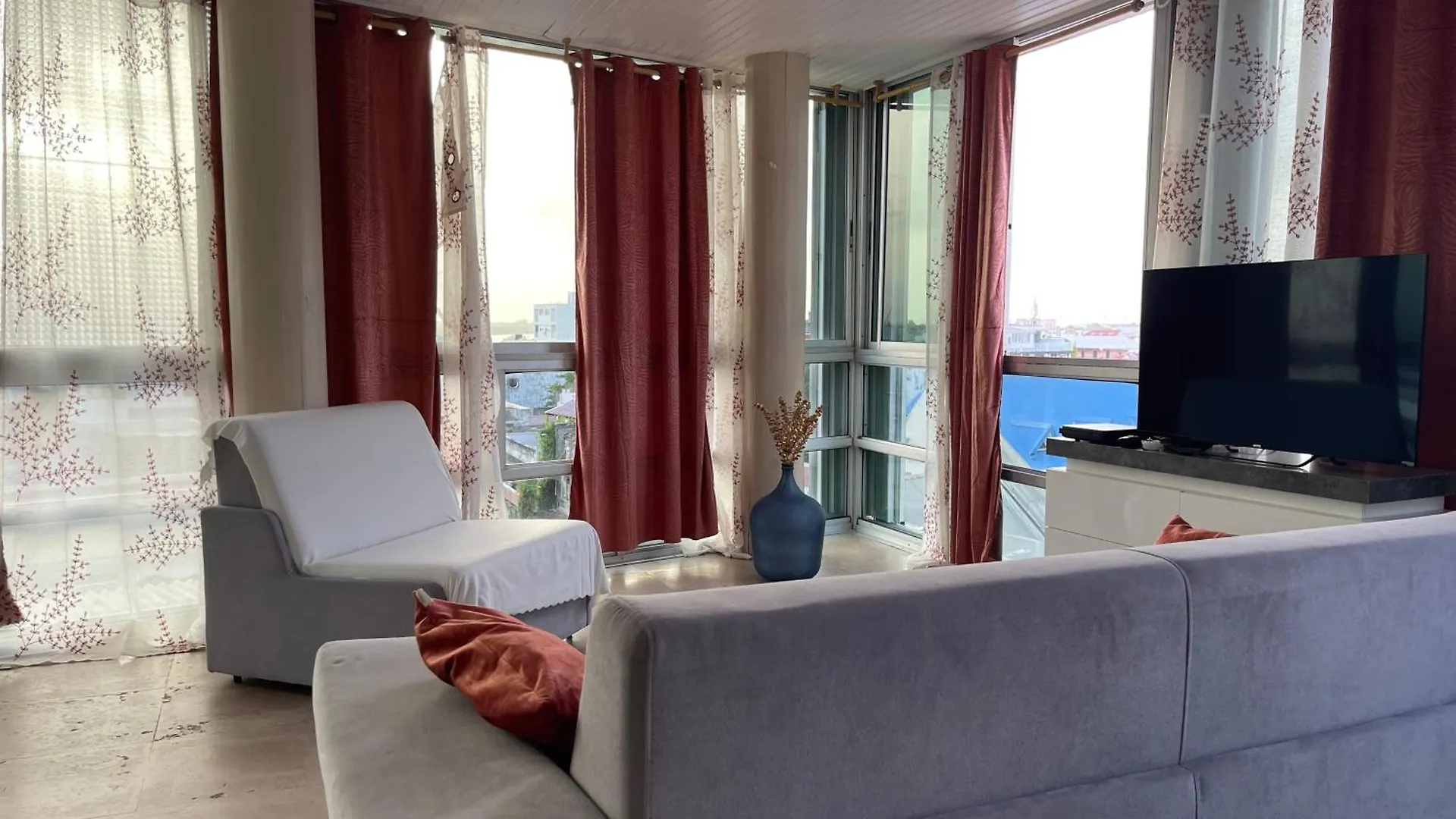 Penthouse Seaside 10 Min Port, Croisiere Et Aeroport Apartment Pointe-a-Pitre