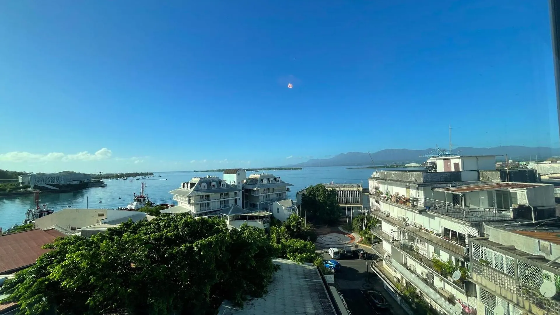Penthouse Seaside 10 Min Port, Croisiere Et Aeroport Apartment Pointe-a-Pitre